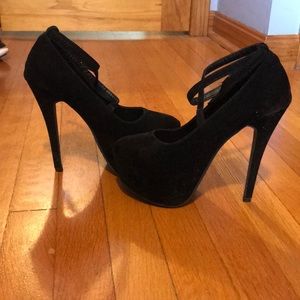 High Heels (set of 3)